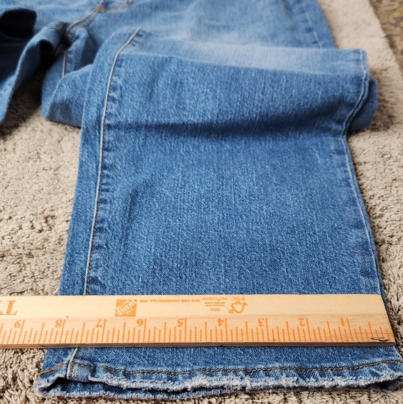 Women's High Rise Medium Wash Denim 90s Straight Jeans 16 - Picture 13 of 14